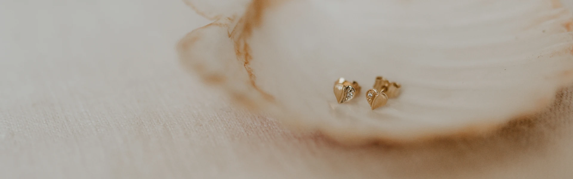 Erinnerungsstücke ··· Larissa Seidl Handarbeit Memoire Ring Weißgold mit Brillanten